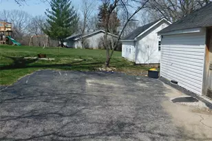 397 Whispering Forest Ln, Pacific, MO 63069 - Photo 9