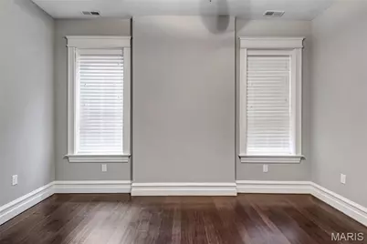 1041-1043 S Taylor Avenue, Saint Louis, MO 63110 - Photo 15