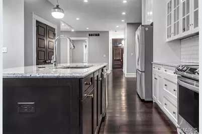 1041-1043 S Taylor Avenue, Saint Louis, MO 63110 - Photo 3