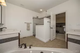 1105 Timber Line Ct, Wentzville, MO 63385 - Photo 17