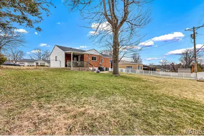 8815 Glen Rose Drive, Saint Louis, MO 63126 - Photo 37