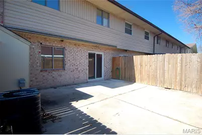 10041 Sakura Drive, Saint Louis, MO 63128 - Photo 15