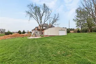 10349 Bauer Rd, Saint Louis, MO 63128 - Photo 71