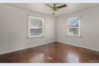 8143 Airport Road, Saint Louis, MO 63134 - Photo 11