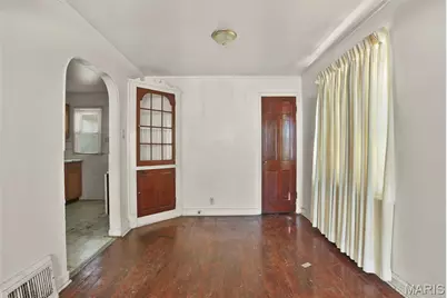 8143 Airport Road, Saint Louis, MO 63134 - Photo 5