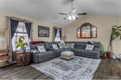 13723 Willow Wind Drive, De Soto, MO 63020 - Photo 9