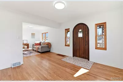 707 Pardella Avenue, Saint Louis, MO 63125 - Photo 3