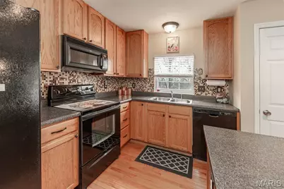 291 Montclair Tower Drive, Saint Charles, MO 63303 - Photo 17