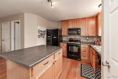 291 Montclair Tower Drive, Saint Charles, MO 63303 - Photo 15