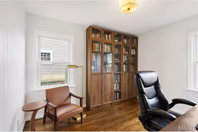 621 Meadowridge Lane, Kirkwood, MO 63122 - Photo 7