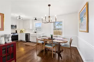 621 Meadowridge Ln, Kirkwood, MO 63122 - Photo 5