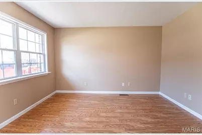 1707 E 9th Street, Washington, MO 63090 - Photo 9