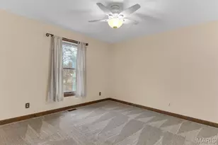 390 Portsmouth Dr, Saint Charles, MO 63303 - Photo 53