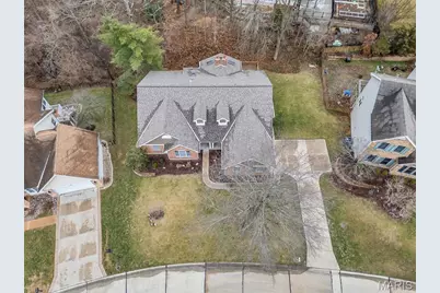 390 Portsmouth Drive, Saint Charles, MO 63303 - Photo 5