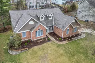 390 Portsmouth Dr, Saint Charles, MO 63303 - Photo 7