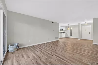 1400 Heritage Landing Unit #203, Saint Charles, MO 63303 - Photo 15