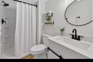 1400 Heritage Landing, Saint Charles, MO 63303 - Photo 3