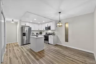 1400 Heritage Landing, Saint Charles, MO 63303 - Photo 9