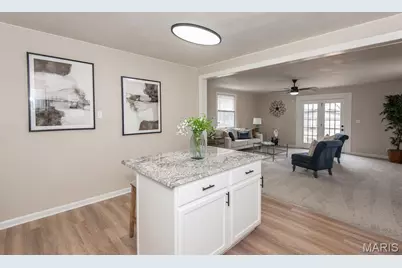 4048 Buckley Road, Mehlville, MO 63125 - Photo 9