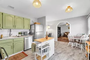 14 Steeplechase Dr, Saint Peters, MO 63376 - Photo 13