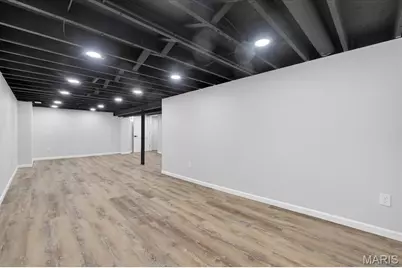 3218 Krem Avenue, Saint Louis, MO 63074 - Photo 35