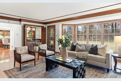 94 Meadowbrook Country Club Estate, Ballwin, MO 63011 - Photo 7