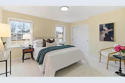 94 Meadowbrook Country Club Estate, Ballwin, MO 63011 - Photo 17