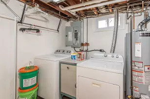 8408 Hawkesbury Dr, Saint Louis, MO 63121 - Photo 33