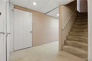 39 Willow Hill Rd, Ladue, MO 63124 - Photo 37