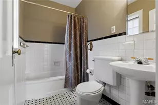 39 Willow Hill Rd, Ladue, MO 63124 - Photo 19