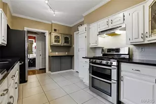 39 Willow Hill Rd, Ladue, MO 63124 - Photo 13