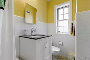 39 Willow Hill Rd, Ladue, MO 63124 - Photo 33