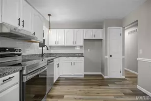 733 Mediterranean Dr, Unincorporated, MO 63031 - Photo 13