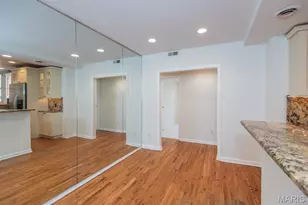 377 N Taylor Ave, Saint Louis, MO 63108 - Photo 13