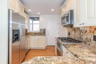 377 N Taylor Ave, Saint Louis, MO 63108 - Photo 5