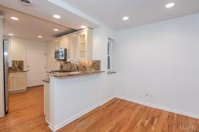377 N Taylor Avenue #1S, Saint Louis, MO 63108 - Photo 11