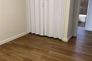 6714 Bitteroot Ln, Berkeley, MO 63134 - Photo 9