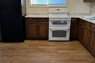 6714 Bitteroot Ln, Berkeley, MO 63134 - Photo 5