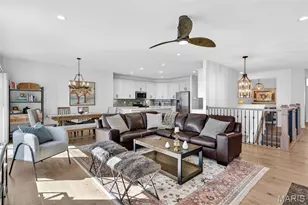 8020 Cotswald Trl, Cottleville, MO 63304 - Photo 11