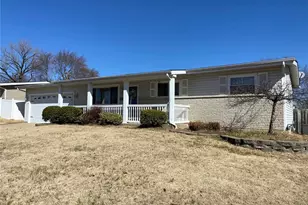 475 Skylark Dr, Florissant, MO 63031 - Photo 3