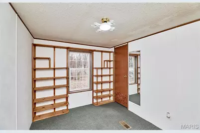 748 Walker Road, Troy, MO 63379 - Photo 35