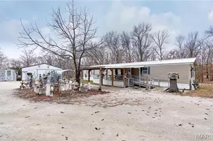 748 Walker Rd, Troy, MO 63379 - Photo 5