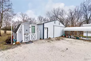 748 Walker Rd, Troy, MO 63379 - Photo 3