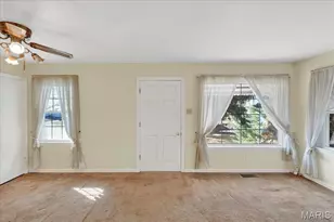 1 Wescott Dr, Florissant, MO 63031 - Photo 5