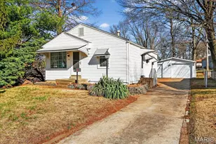 1 Wescott Dr, Florissant, MO 63031 - Photo 3