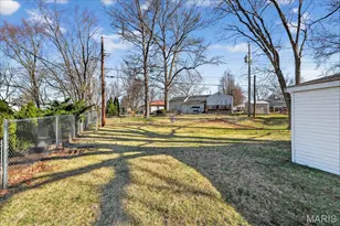 1 Wescott Dr, Florissant, MO 63031 - Photo 27