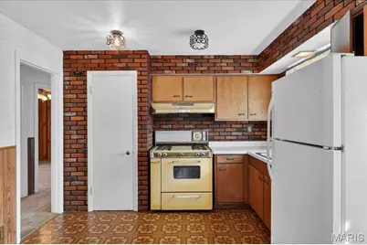 1 Wescott Drive, Florissant, MO 63031 - Photo 11