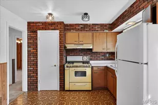 1 Wescott Dr, Florissant, MO 63031 - Photo 11