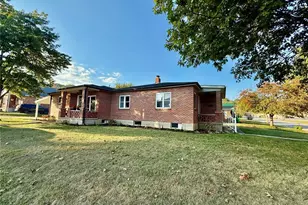 405 W 9th St, Hermann, MO 65041 - Photo 39