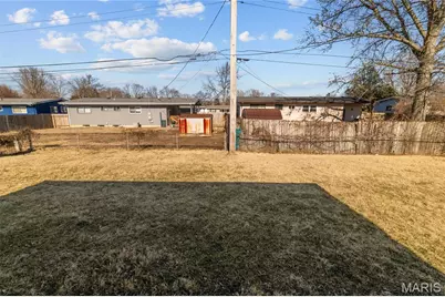 725 Pelican Lane, Florissant, MO 63031 - Photo 45
